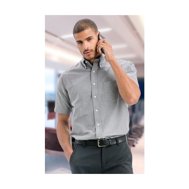 Van Heusen Men's Oxford S/S Shirt
